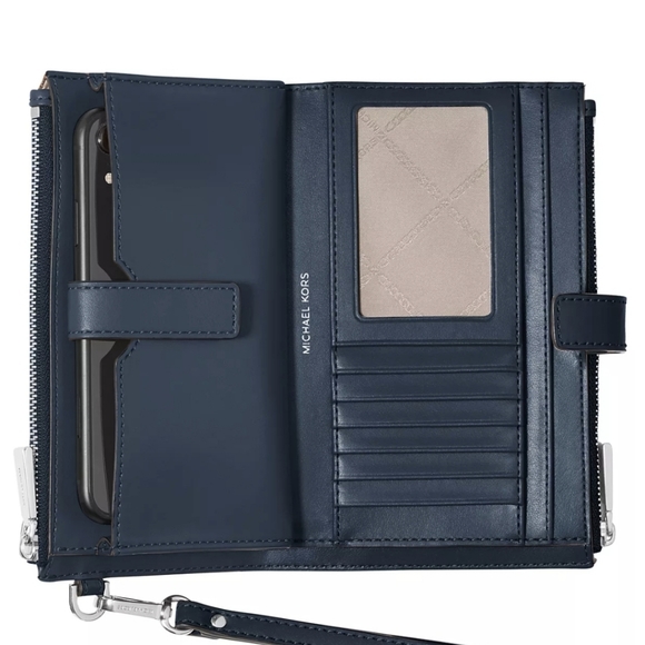 - Michael kors Signature Jet Set Double Zip Wristlet Wallet - Picture 3 of 13